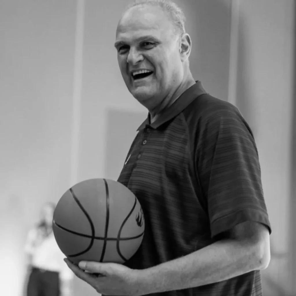Morre Oscar Schmidt, lenda do basquete brasileiro