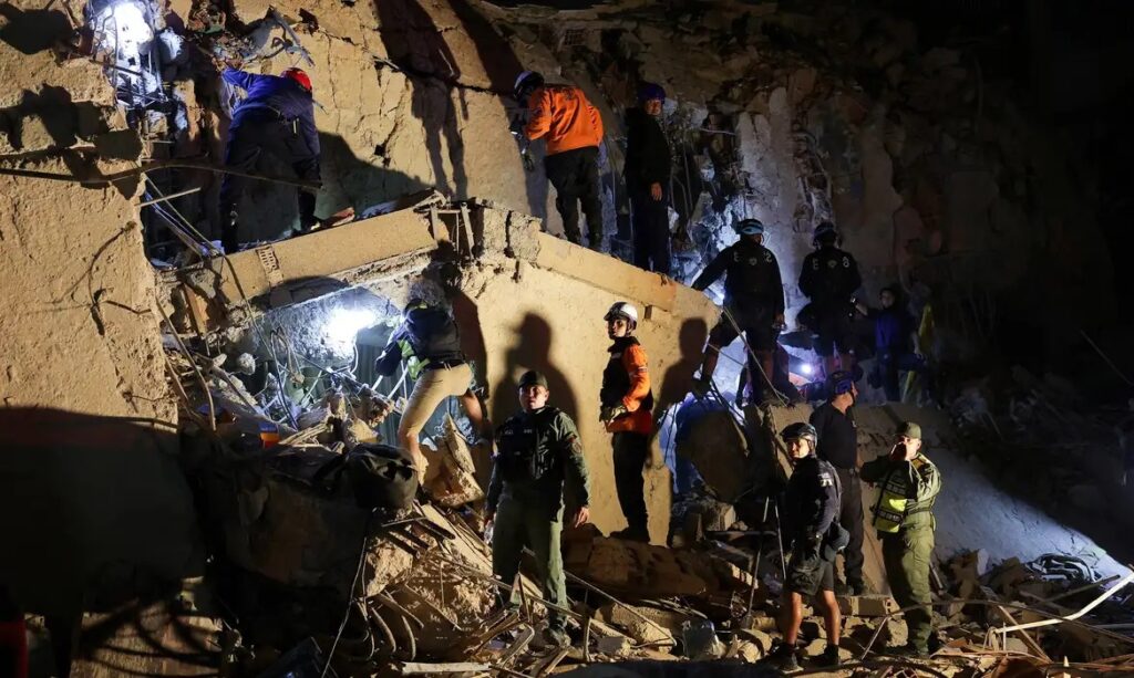 Terremotos deixam ao menos 164 mortos na Venezuela e mobilizam ajuda internacional Terremotos deixam ao menos 164 mortos na Venezuela e mobilizam ajuda internacional
