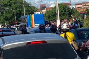 Motorista de ônibus é esfaqueado durante tentativa de assalto em Aracaju