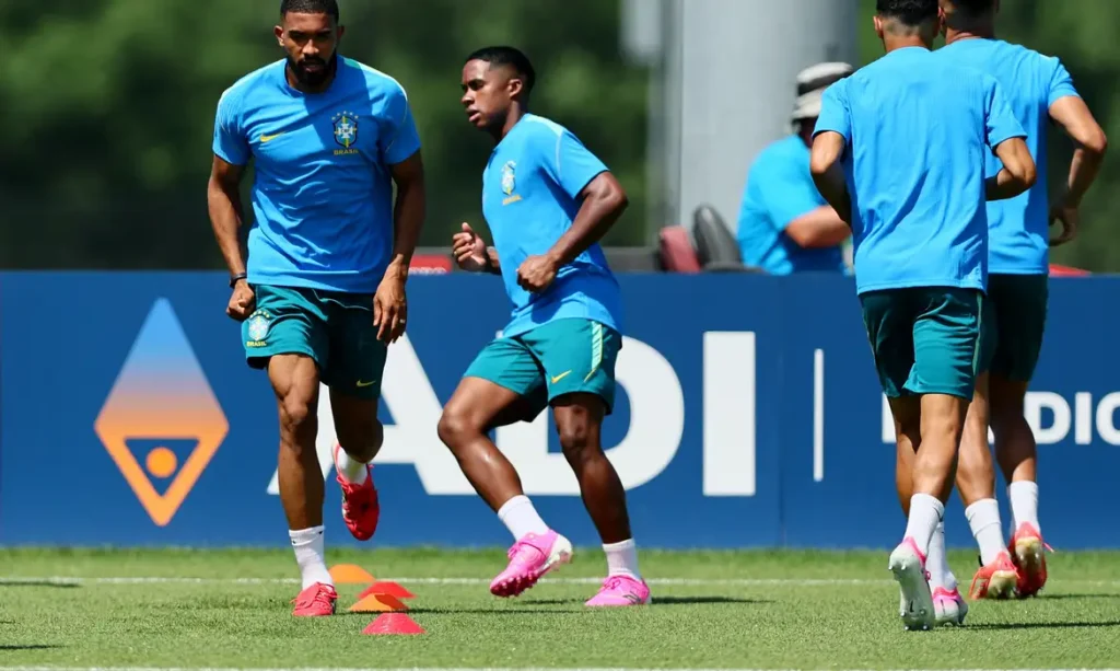 Brasil encerra preparação para estreia na Copa do Mundo sem Neymar entre os relacionados Brasil encerra preparação para estreia na Copa do Mundo sem Neymar entre os relacionados