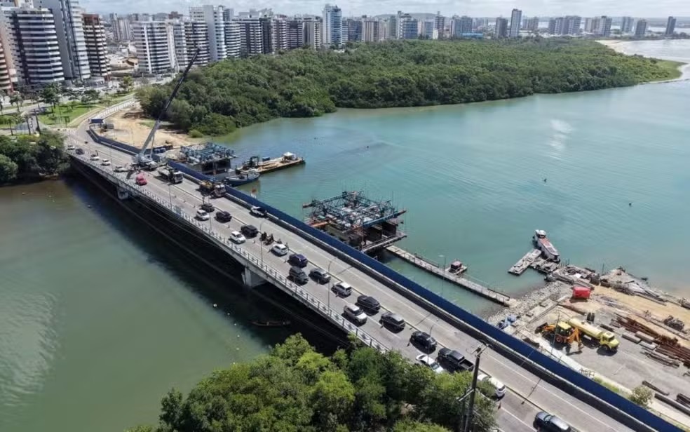 Operação “pare e siga” altera trânsito na Ponte Godofredo Diniz a partir desta quarta-feira em Aracaju Operação “pare e siga” altera trânsito na Ponte Godofredo Diniz a partir desta quarta-feira em Aracaju